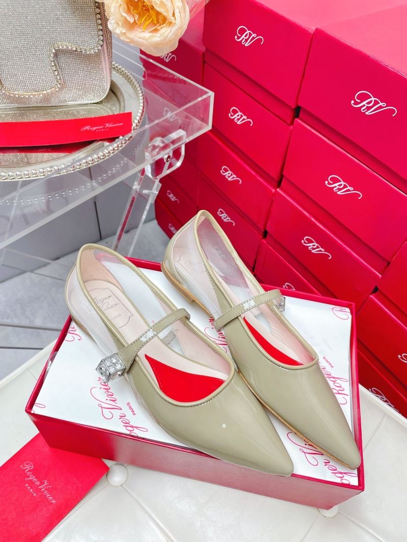 Roger Vivier flat shoes